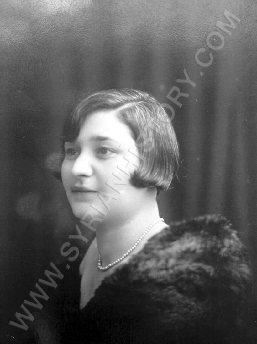 يا نساء سوريا، خذنها قدوة… نازك العابد