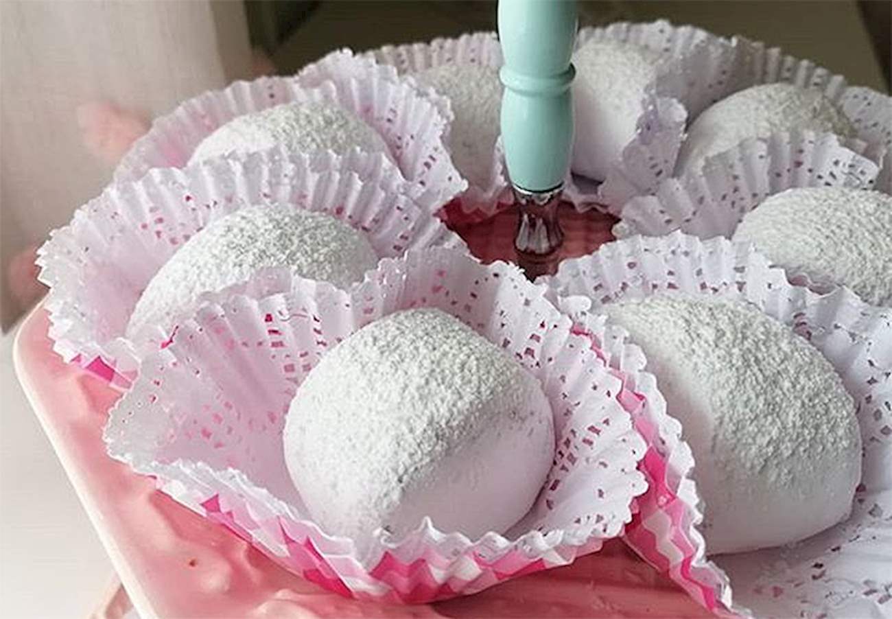 مقروط اللوز