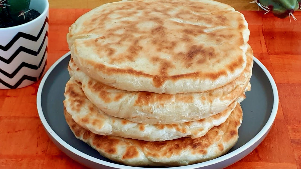 رقاق قمري : خبز