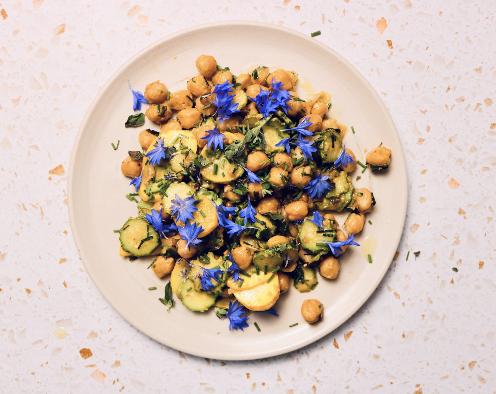 علم الطهي والحمّص: 10 وصفات من الكيمياء السحرية