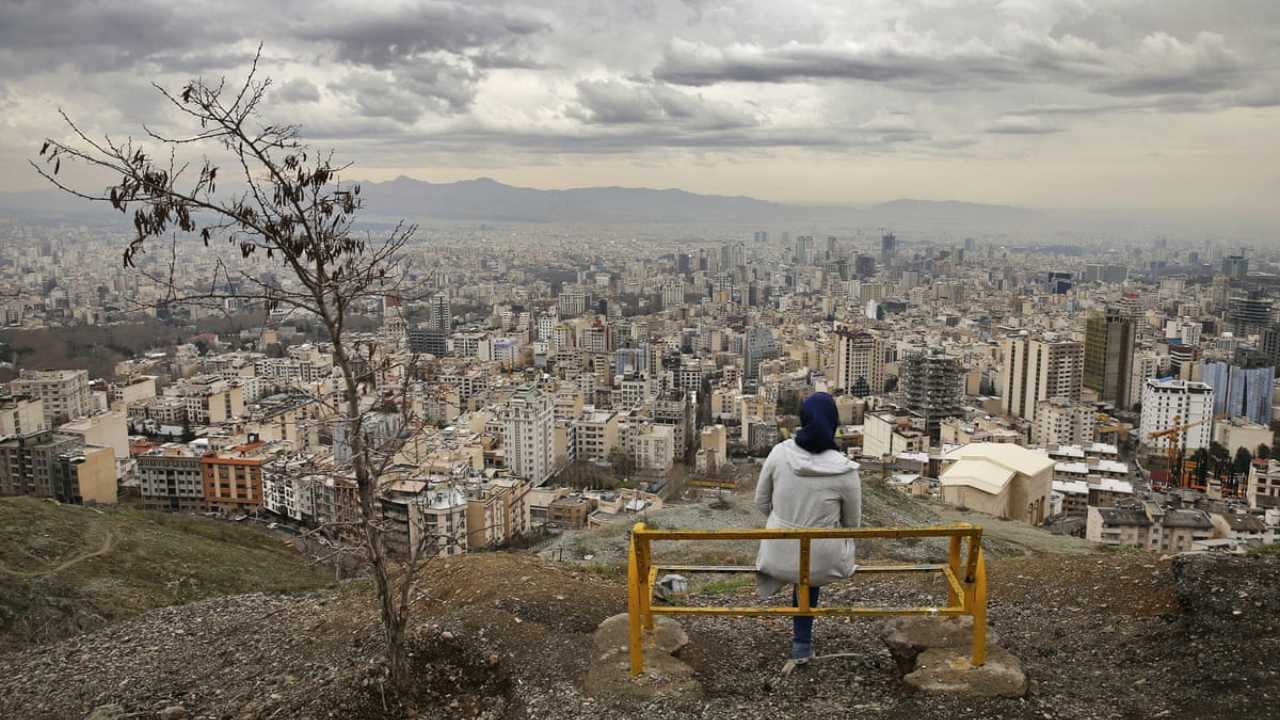 واقع النّظام الإيرانيّ: الهشاشة البنيويّة والاختراق الاستخباراتيّ: قراءة تحليليّة سوسيولوجيّة وإستراتيجيّة